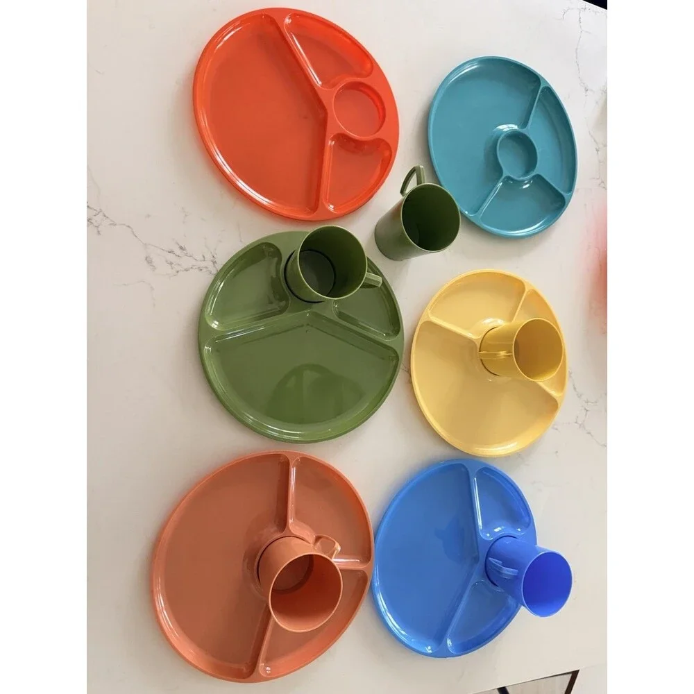 Vintage STERI-LITE Picnic DIVIDED PLATES Cups Plastic MCM Mid Century Modern 11